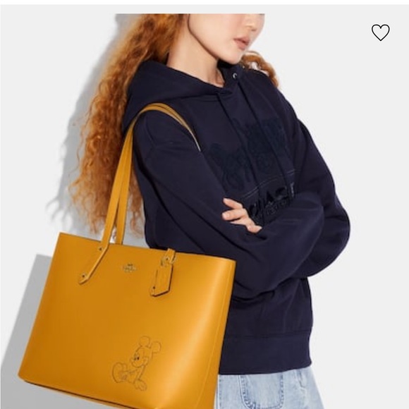 Disney X Coach Central Tote With Zip With Mickey Mouse
Buttercup Leather - Picture 7 of 7